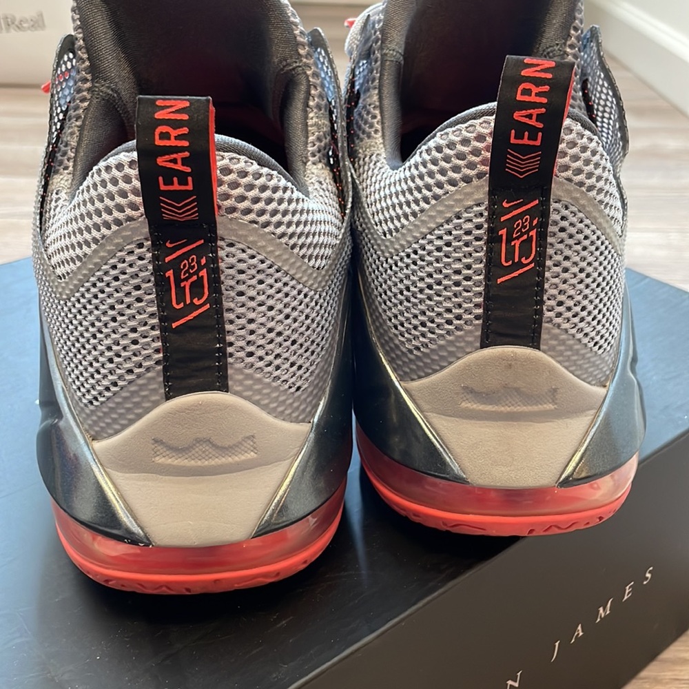 Lebron 12 low - Picture 3 of 7